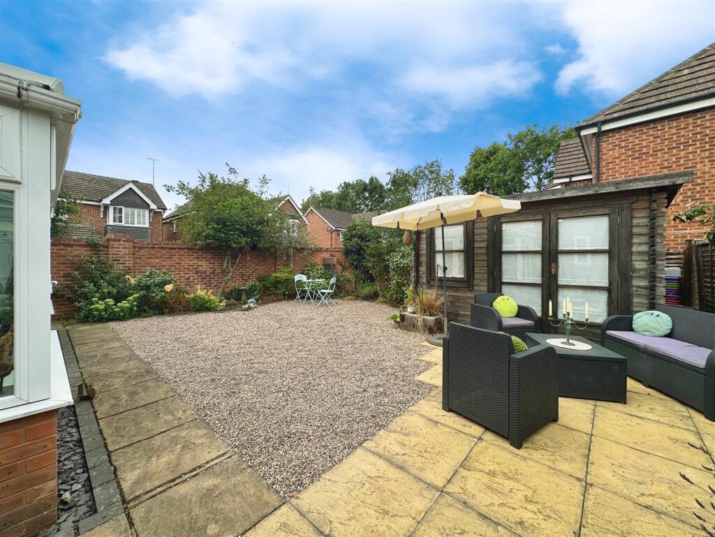 7d686c36--4B18-BFA5-C9B80DD84C22-46764-00000FEB78C