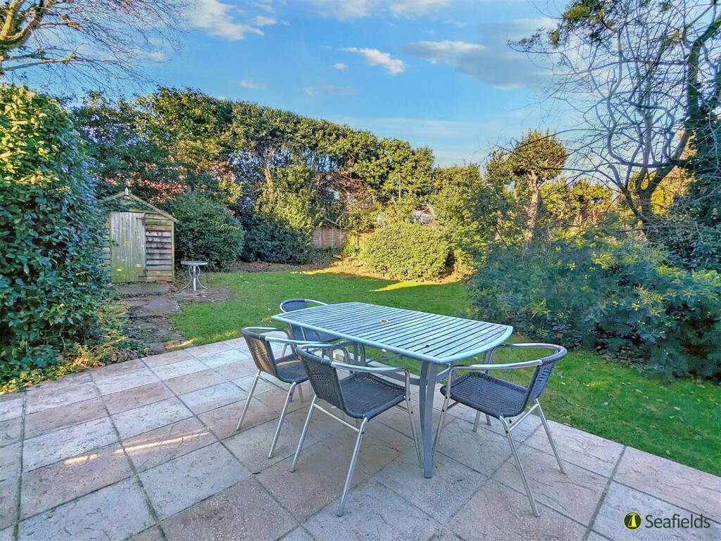 Private Gardens