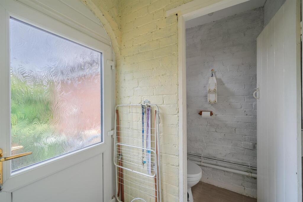 33 Hawthorn Road-16.jpg