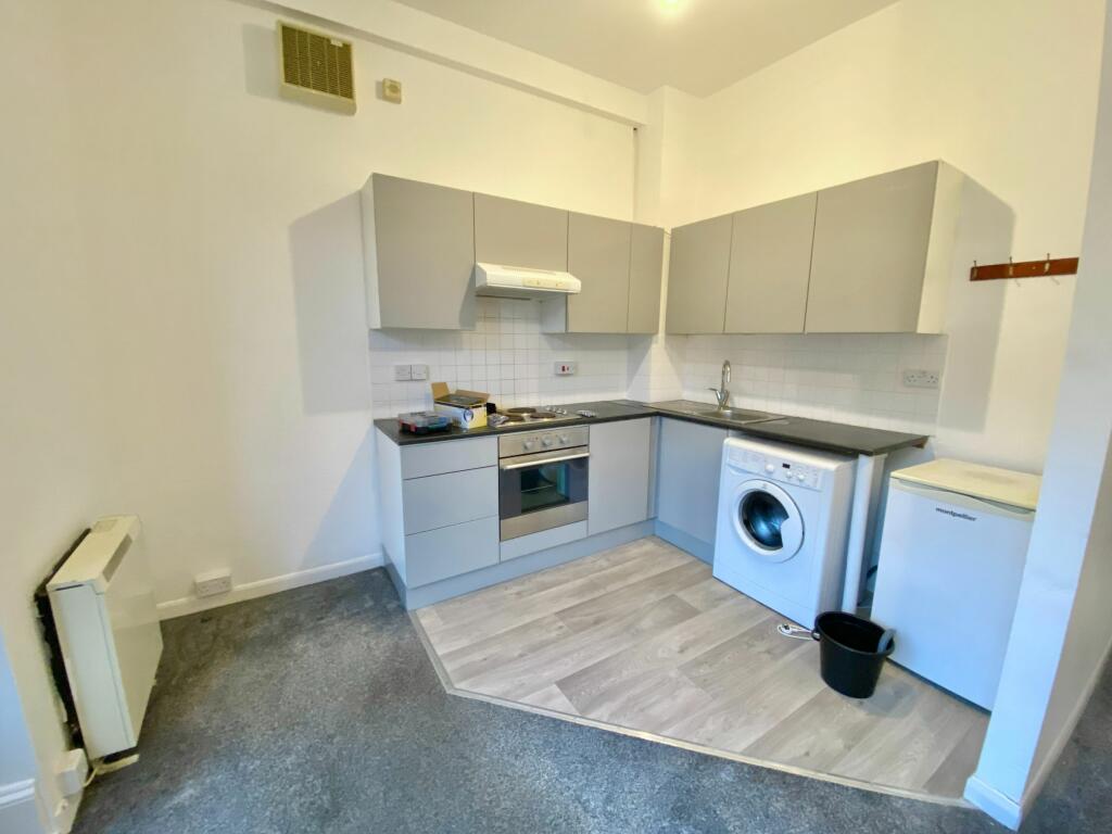 FLAT 2
