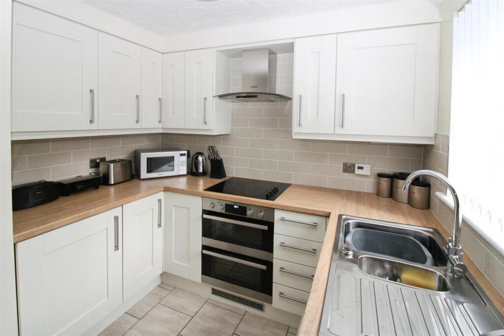 Fitted Dining Kitchen