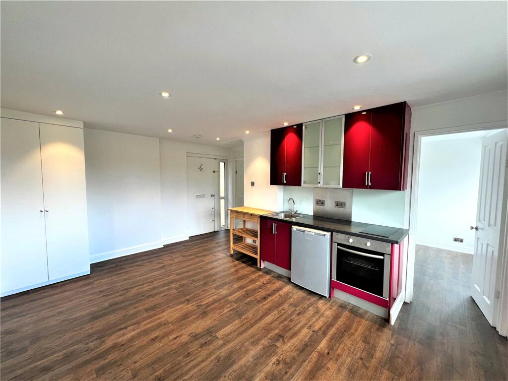 Kitchen/Lounge