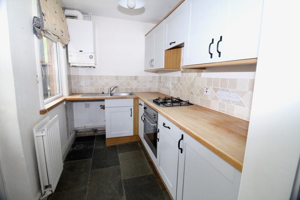 3B347DBB-72F6-431...