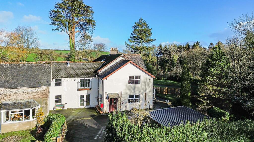 Avonwick, South Brent