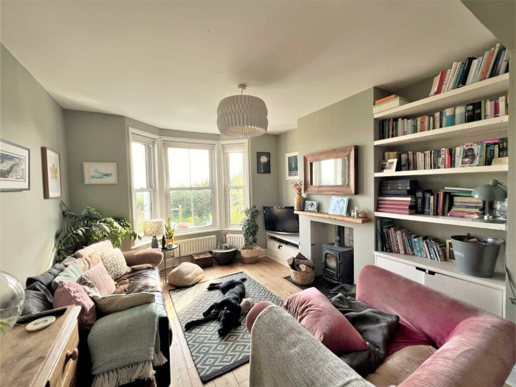 Living room.jpg