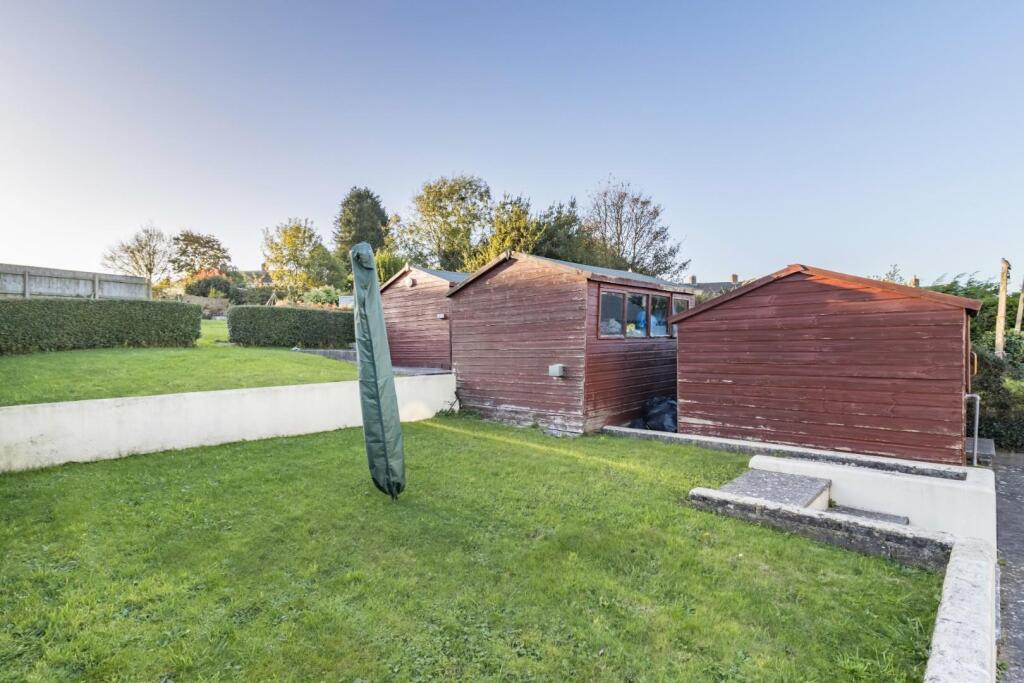 Britannia Avenue, Dartmouth-7.jpg