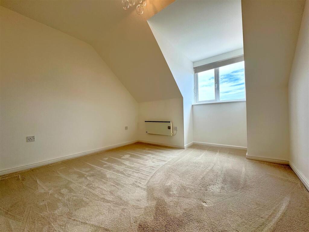 bedroom.jpg