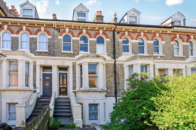 67f3f861b2d32-l-1...