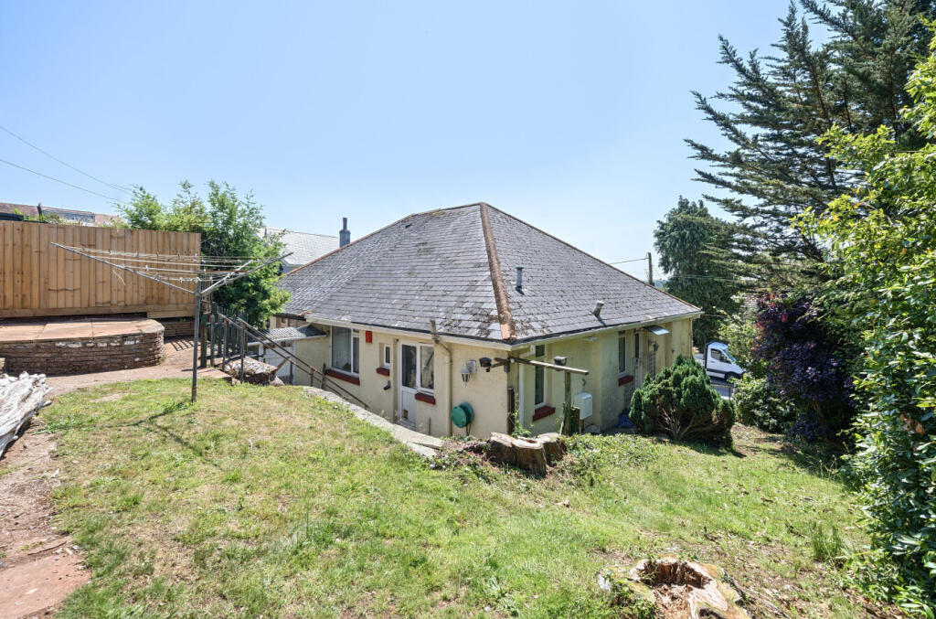 1312920-3-6853f8c...