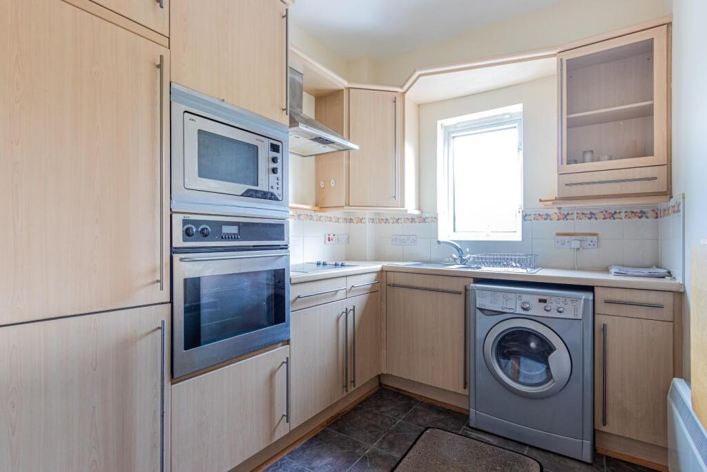 Grangemoor Court 86-3.jpg