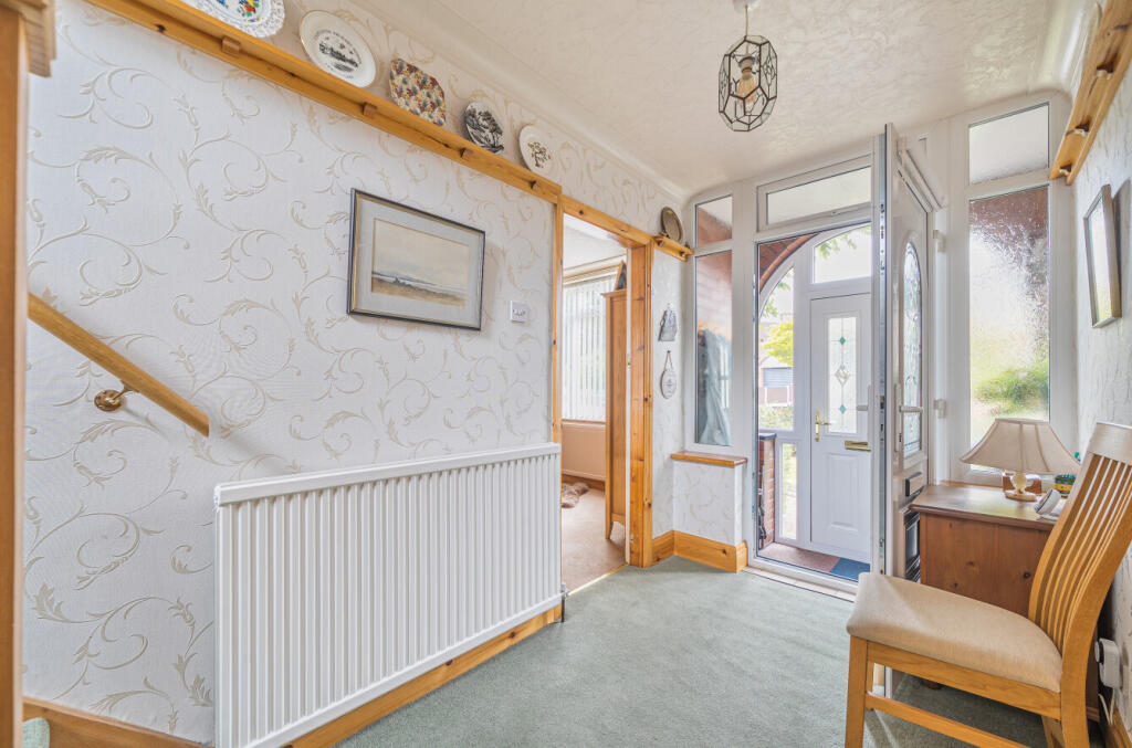 1347848-7-68b98d9...