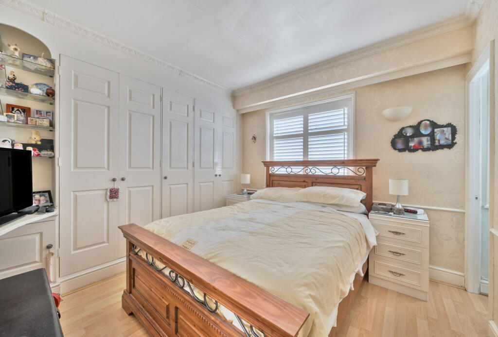 1319511-20-686e8f...