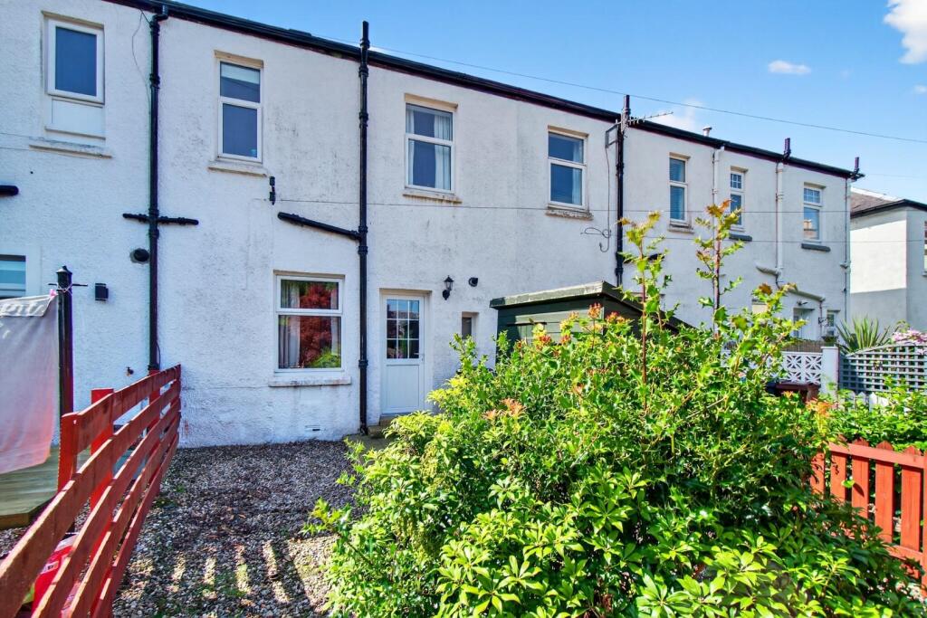 8 blackdales avenue, largs_15.jpg