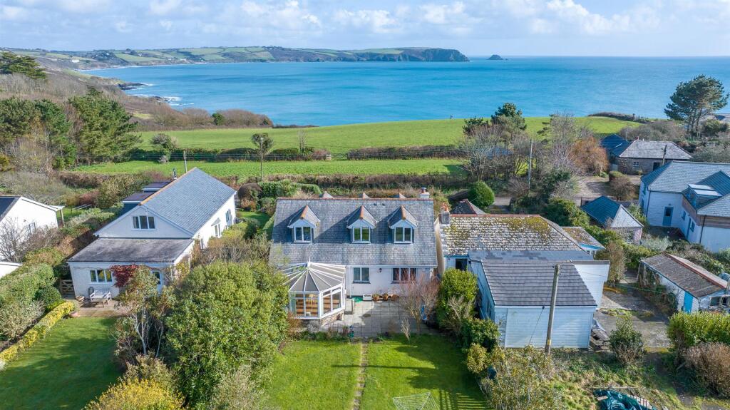 0225_04 - Nare View, Porthscatho (27).jpg