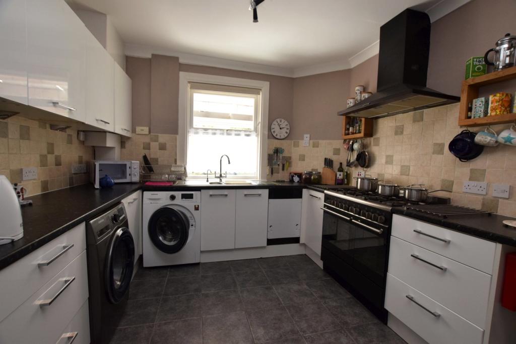 Flat 1 Kitchen