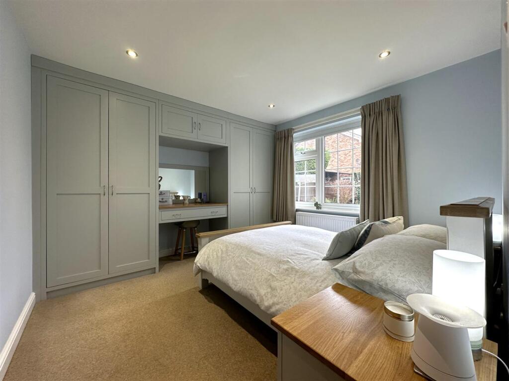 Bedroom One With Fitted Wardrobes 029