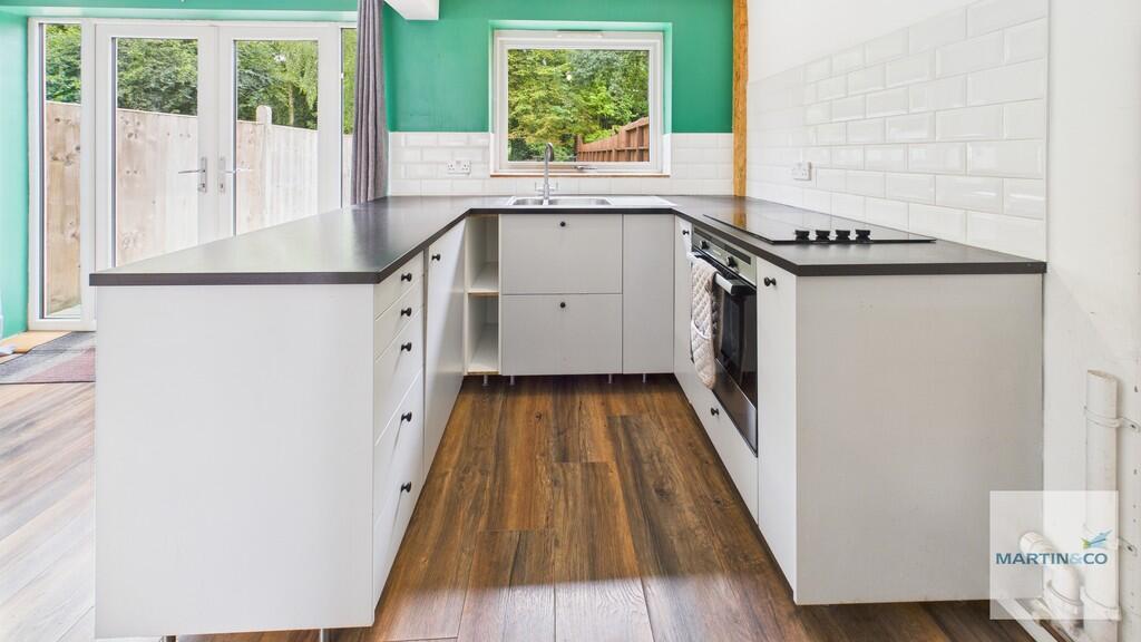 CAM03663G0-PR0166...