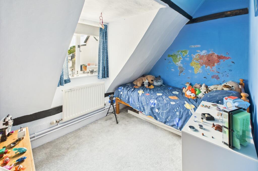 CAM02519G0-PR0293-STILL015