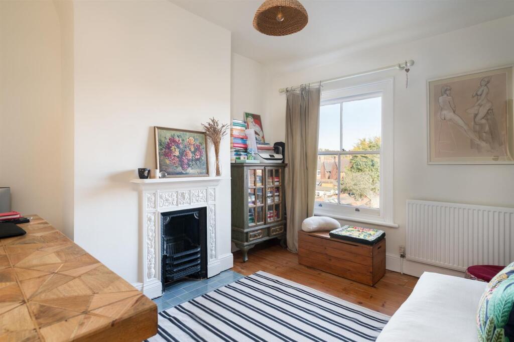 250318-3126 Bedroom.jpg