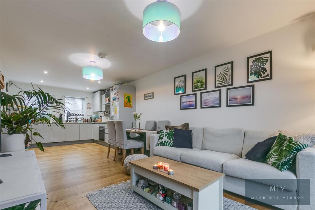 Stag Court 2 MV-2.jpg