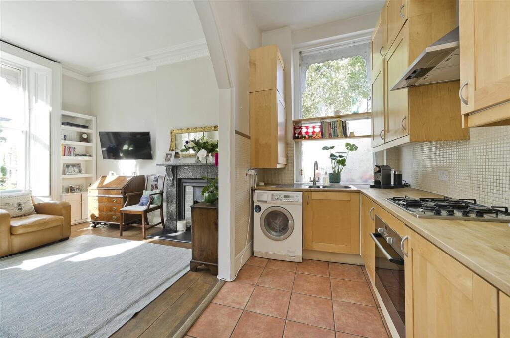 rgf@61 elgin cres-6444.jpg