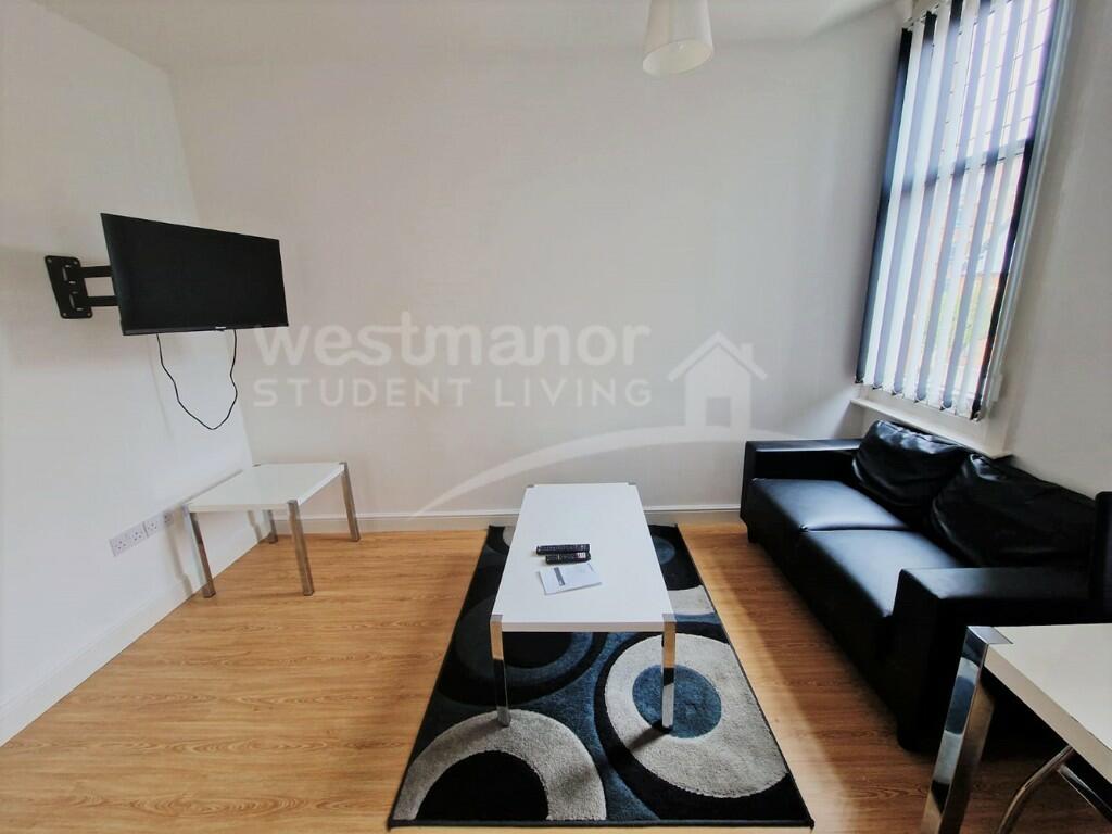 FLAT 10