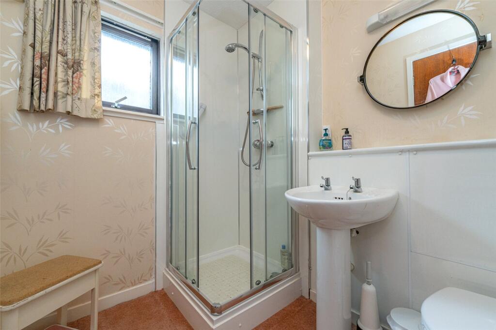 En Suite Shower Room