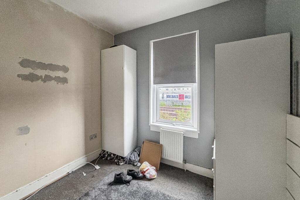 49 Francis Avenue, Ilford, Redbridge IG1 1TS