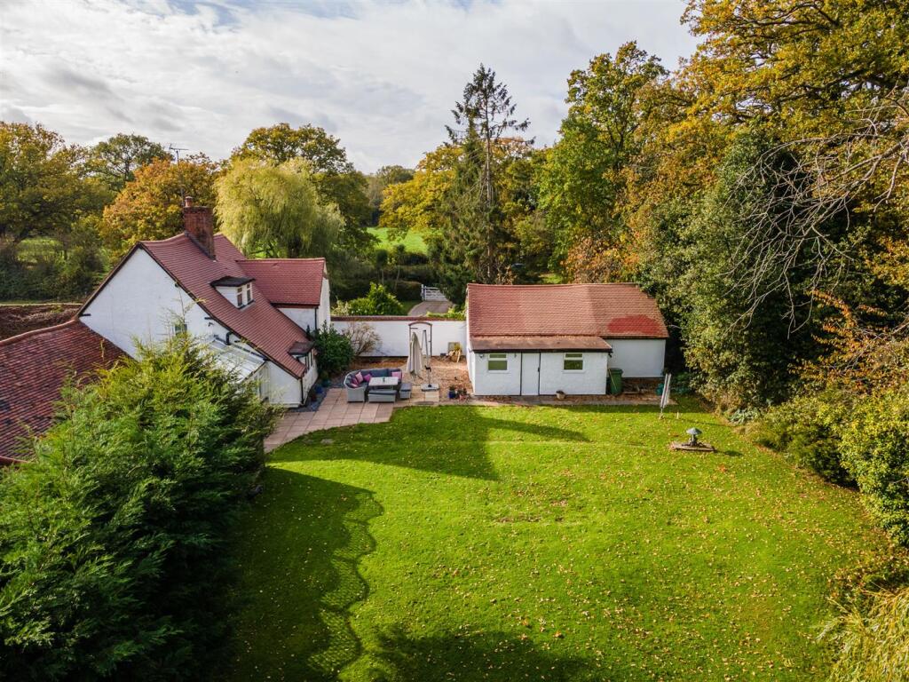 Old Grove Farm_10.jpg