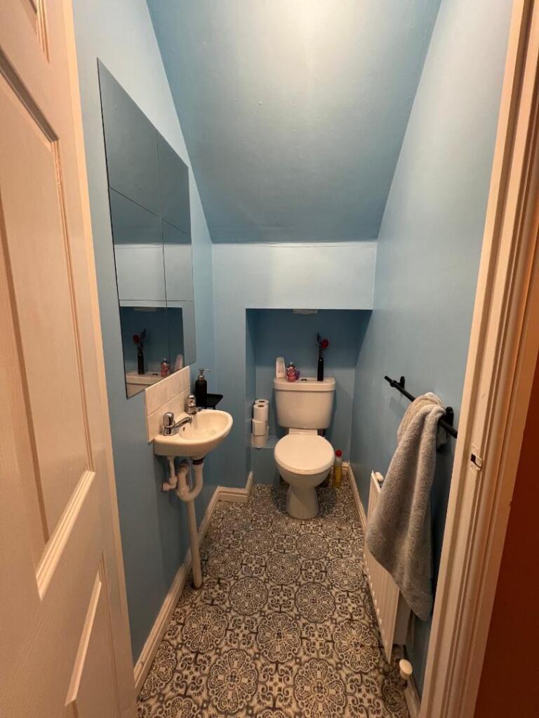 Downstairs Bathroom.jpg