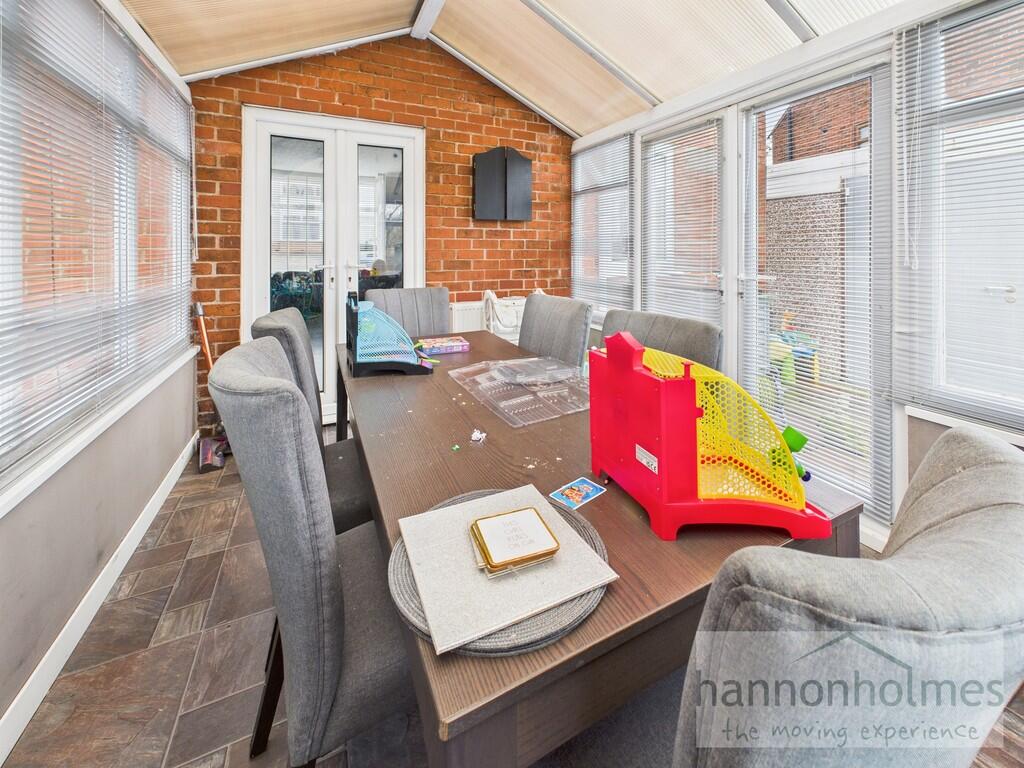 CAM05283G0-PR0119...