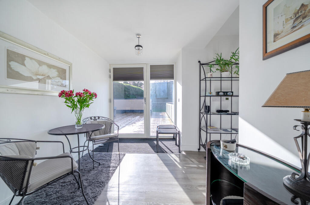 1384071-16-6929be...