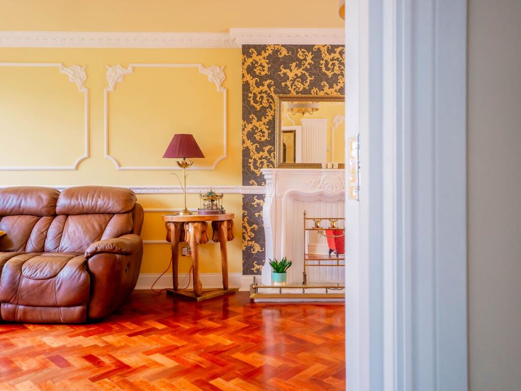 Living Room/Dining Room