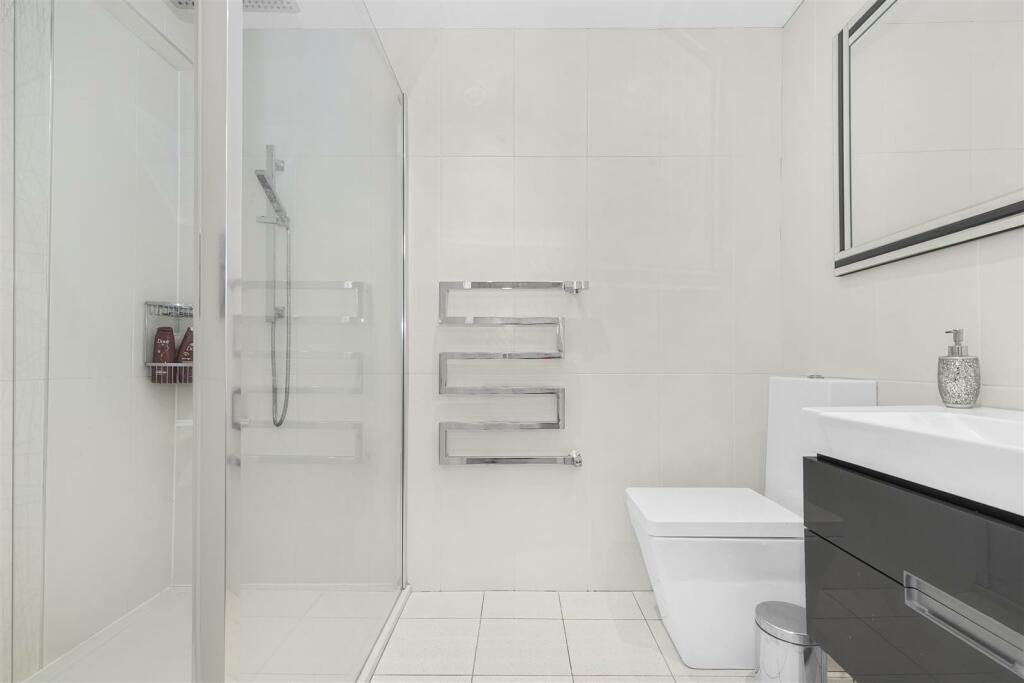 En suite.jpeg
