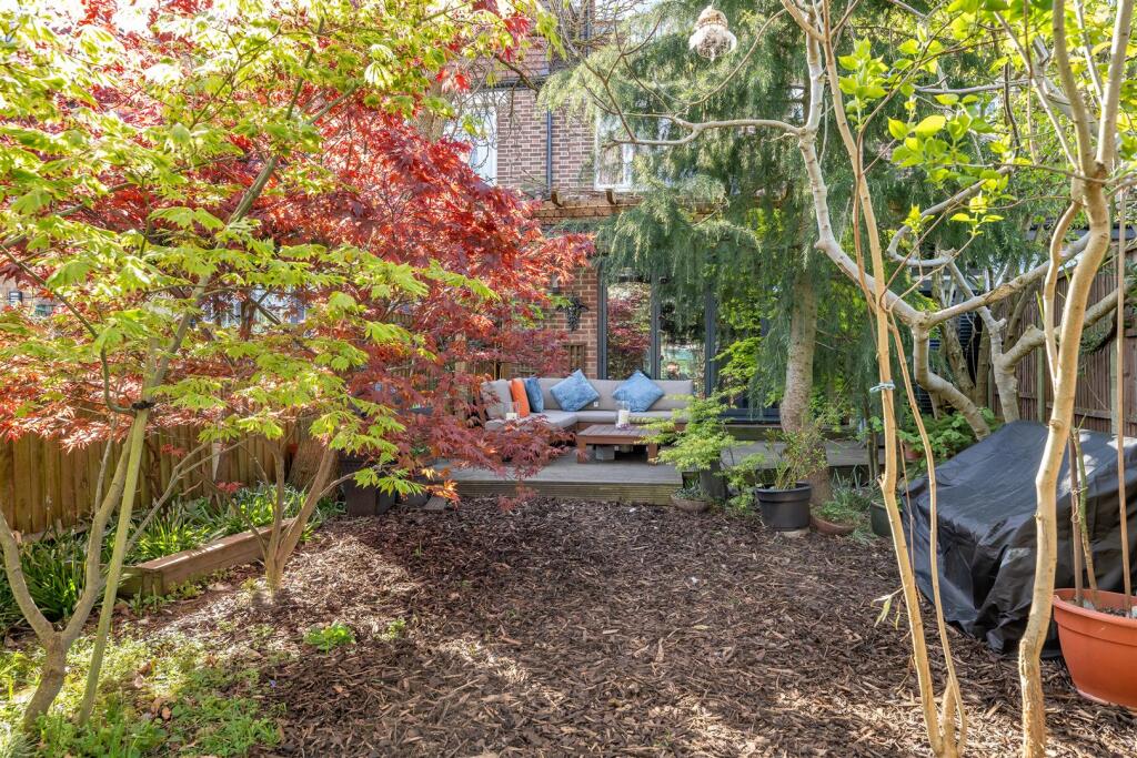 Elmfield Road, E4