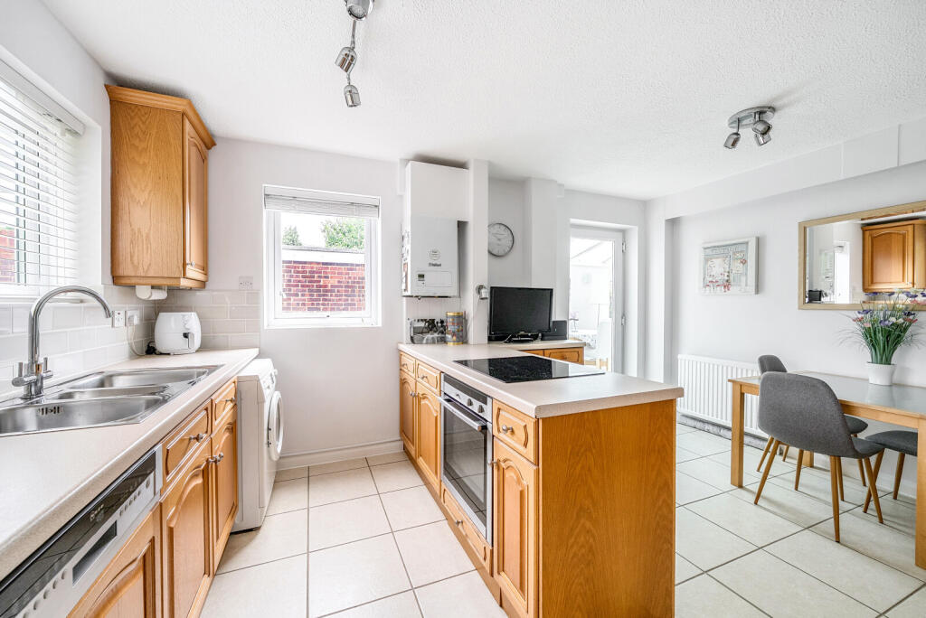 1310972-1-684fea0...