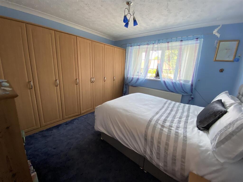 Bedroom no.1 front double: