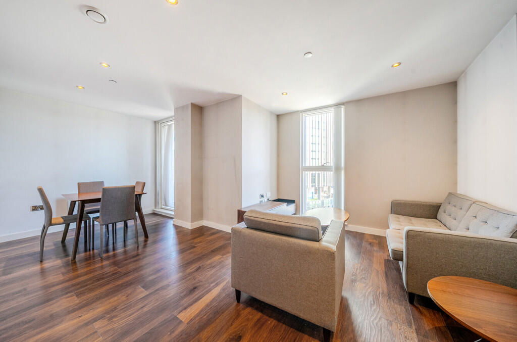 1360295-6-68d5140...