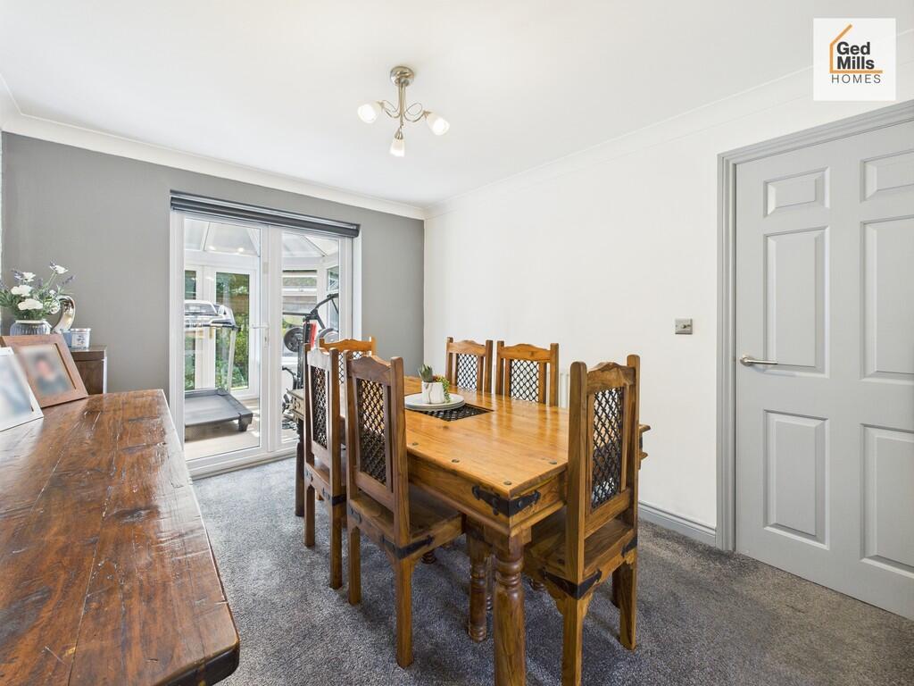 CAM04261G0-PR0073...