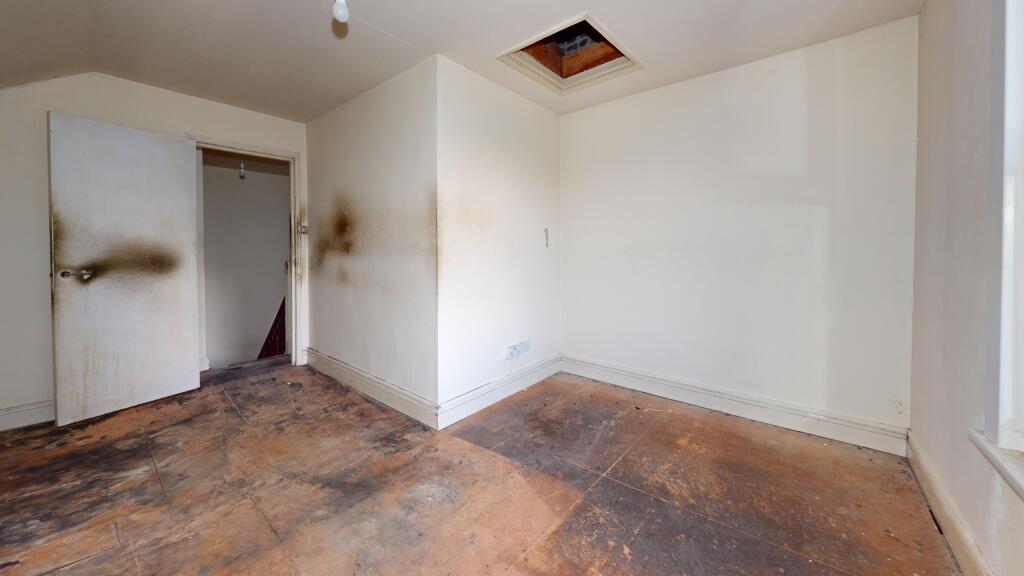 Flat B, 17 Durley Road, Stamford Hill, London, N16 5JW