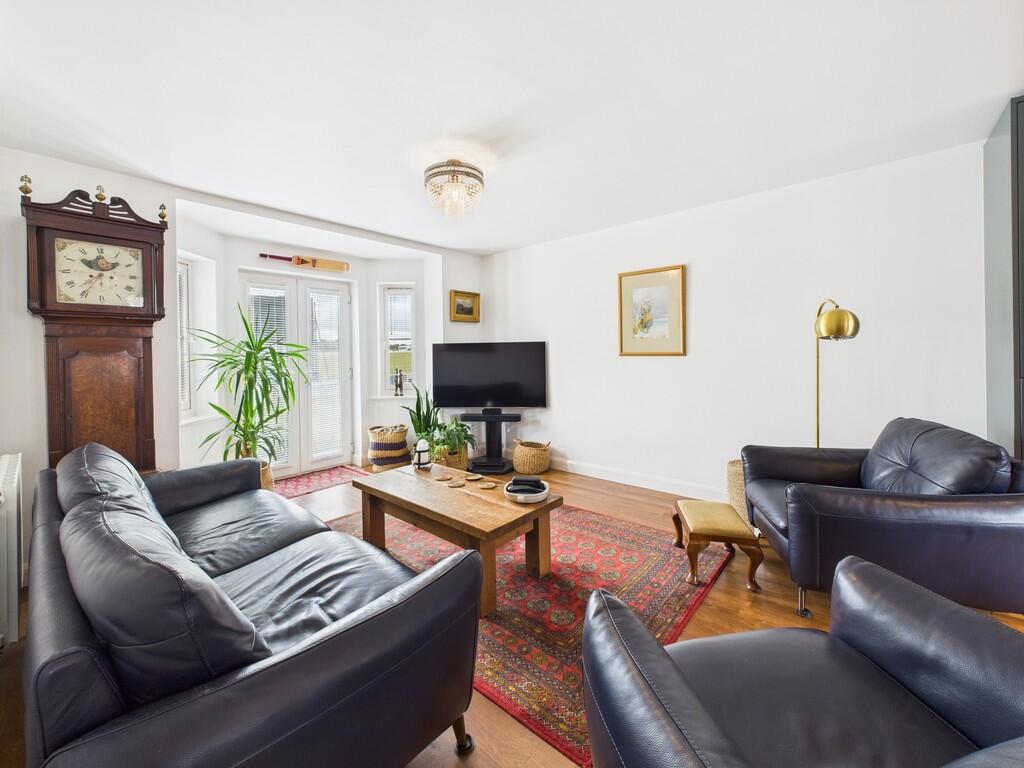 CAM02854G0-PR0410...