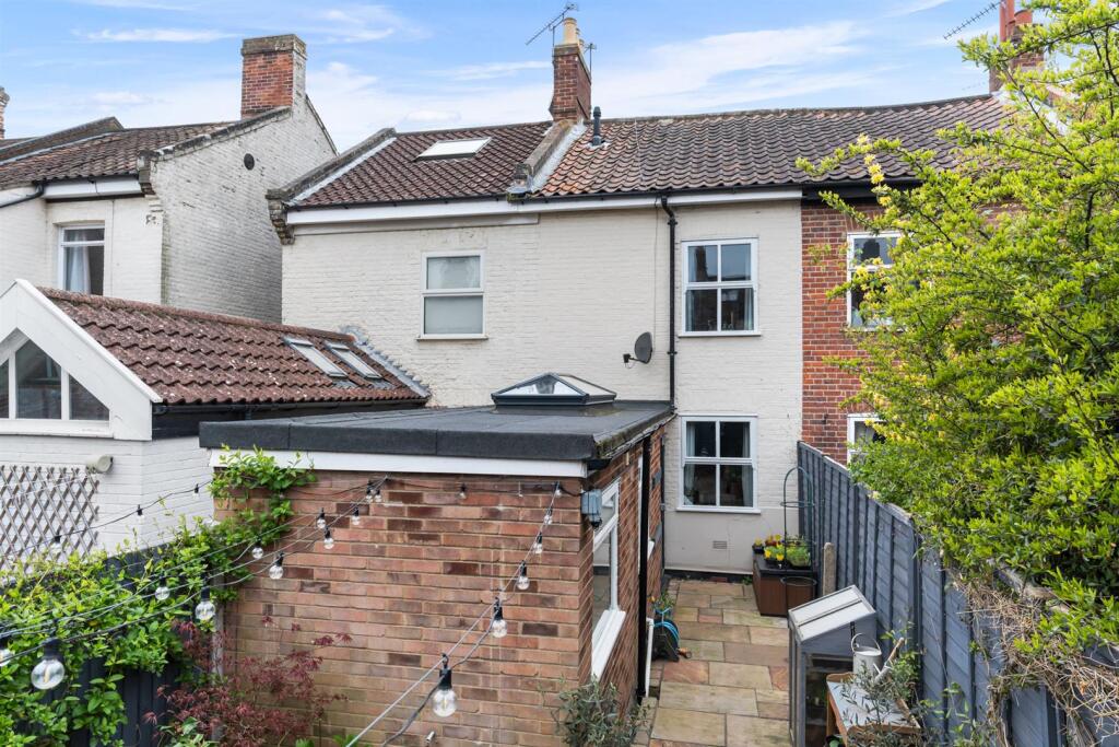 12 Gladstone - 020.JPG