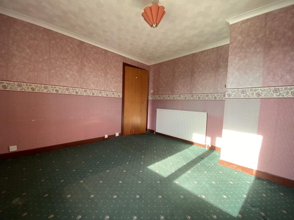 55 Akers Avenue, Locharbriggs, Dumfries, DG1 1UQ -