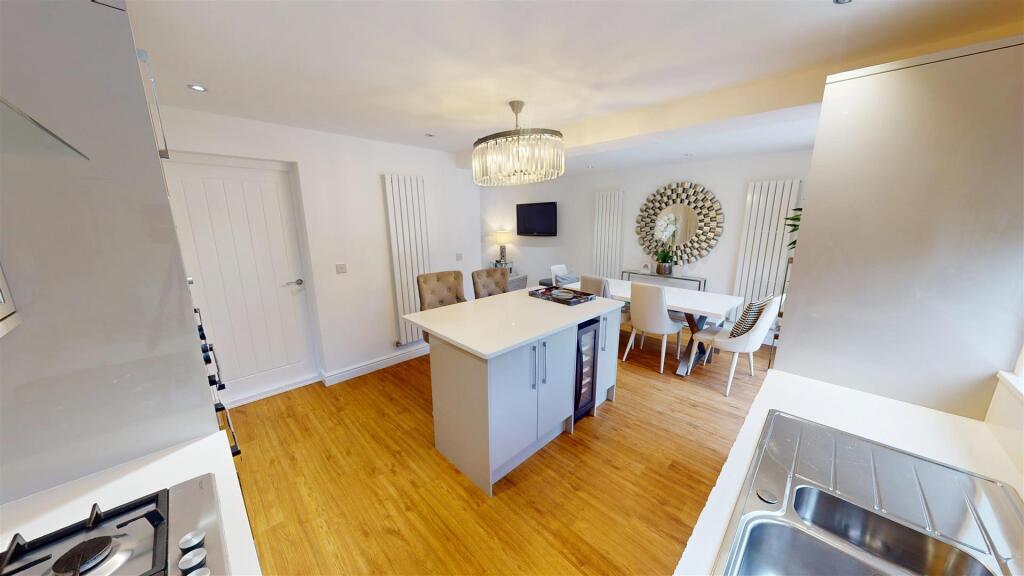 The Spires, Kitchen/Diner