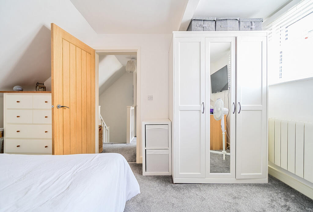 1311366-3-6856932...