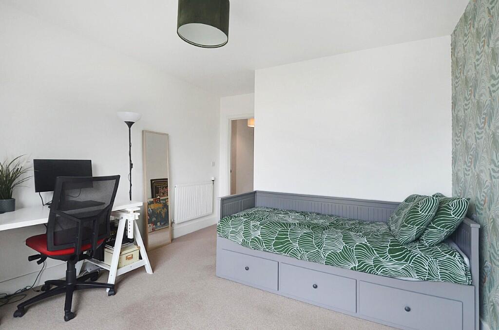 Bedroom 2 (a)