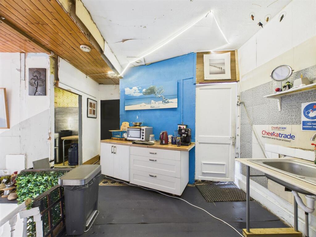 6 - Substantial House for Auction, Bishopston.jpg