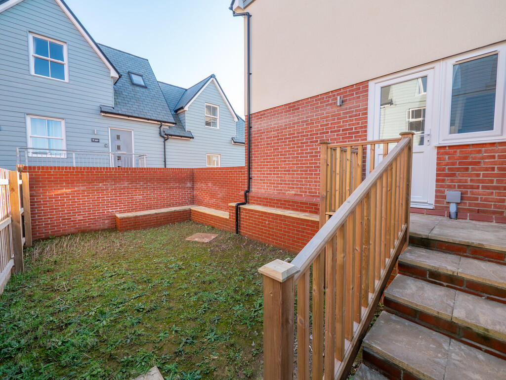 20250206_16411826...