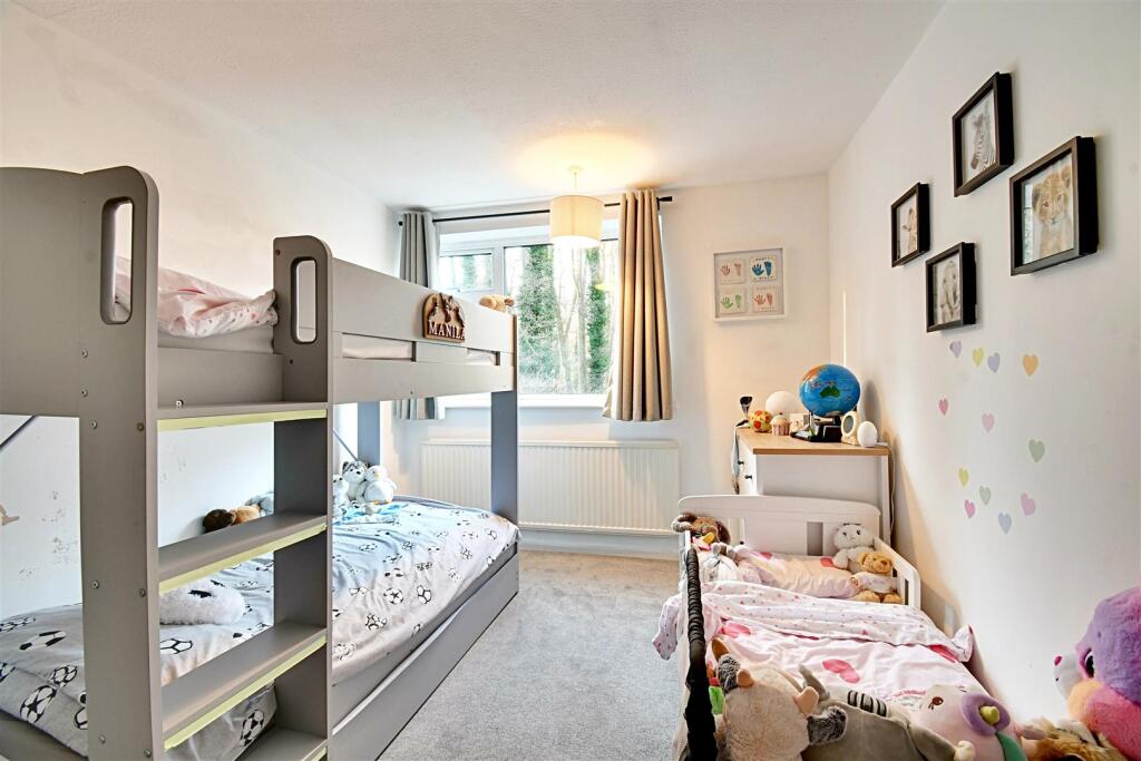 Bedroom 2_1.jpg