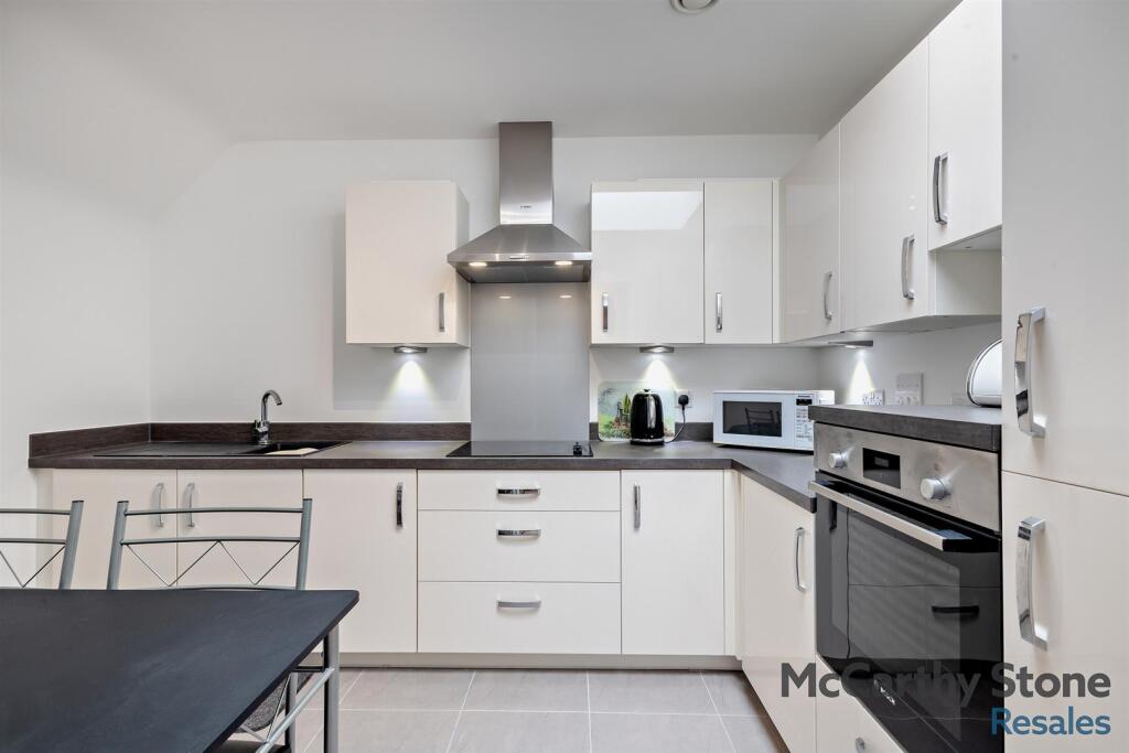 8639378-interior08-800.jpg